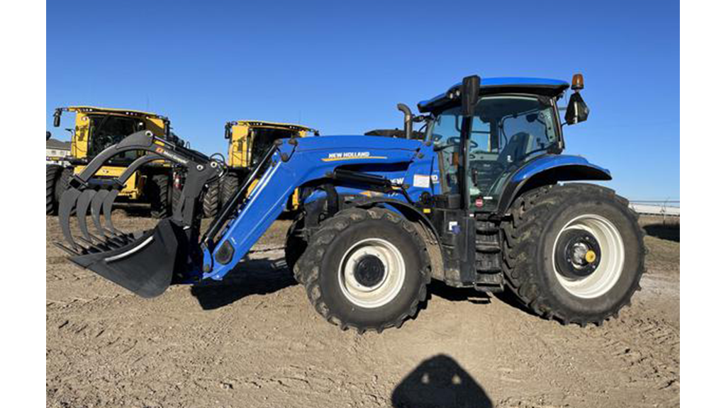 2022 New Holland T7.210