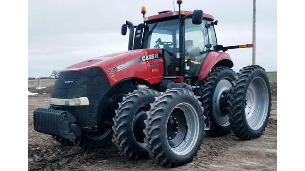 2015 CASE IH MAGNUM 370CVT