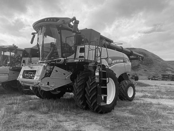 2016 NEW HOLLAND CR9.90