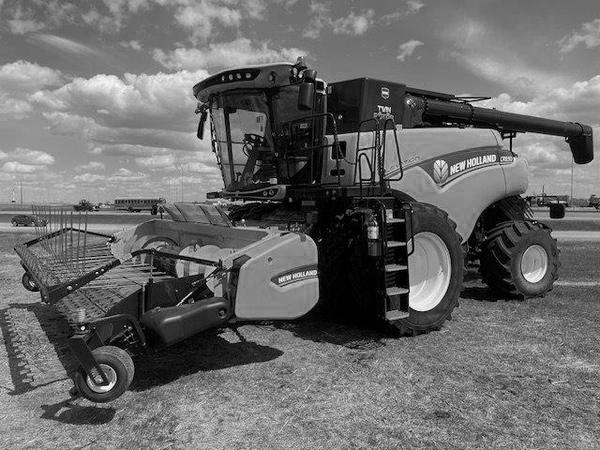 2017 New Holland CR8.90